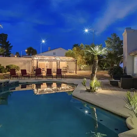 Las Vegas Lucky Vacation Home - Entire Home, Pool, 15Mins From Strip And More!